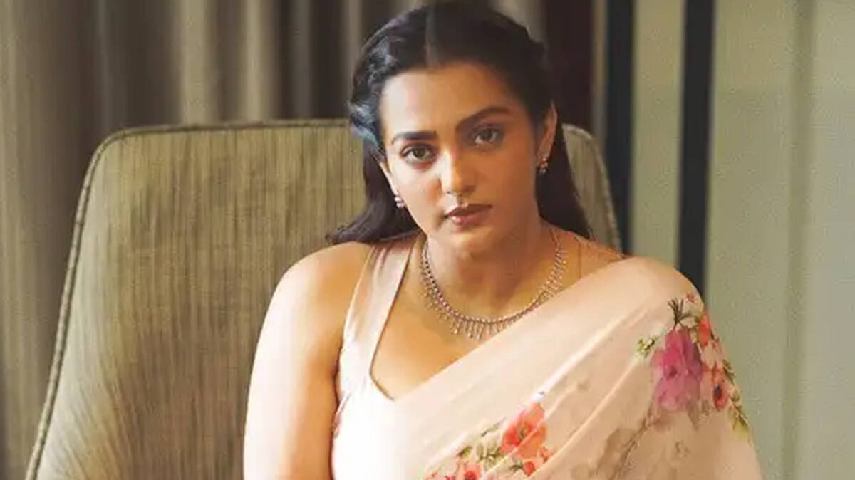 parvathi-thiruvoth-
