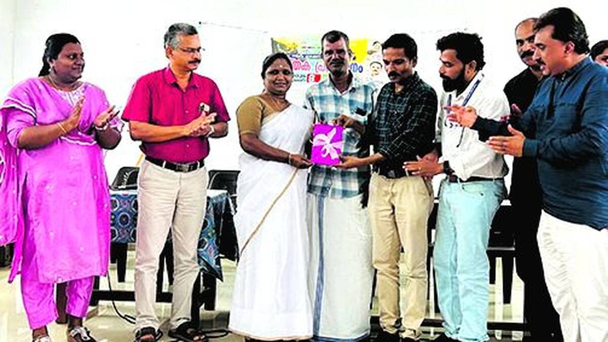prakasanam
