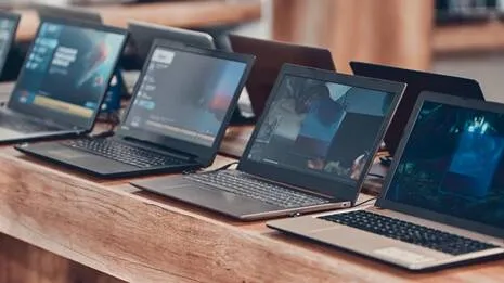 laptop-.1.3946765