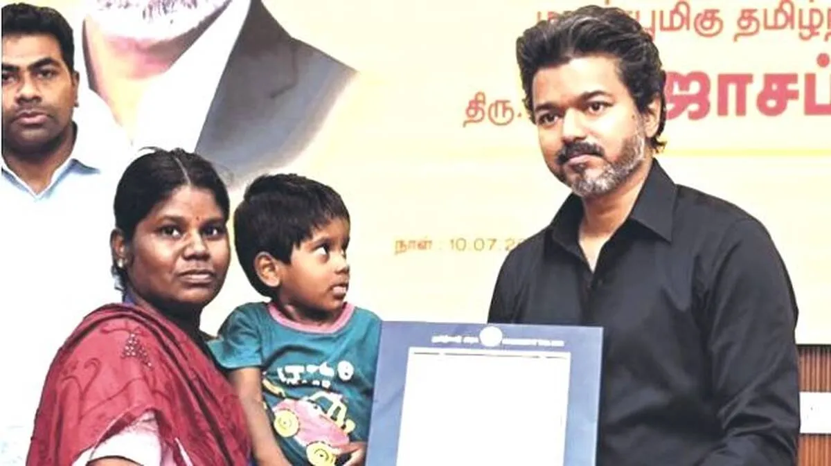 വിജയ്ക്ക് മദ്രാസ് ഹൈക്കോടതിയിൽ, കരൂരിലെ  ദുരന്തത്തിൽ മരിച്ചവരുടെ കുടുംബാംഗങ്ങൾക്ക് ജോലി കിട്ടില്ല