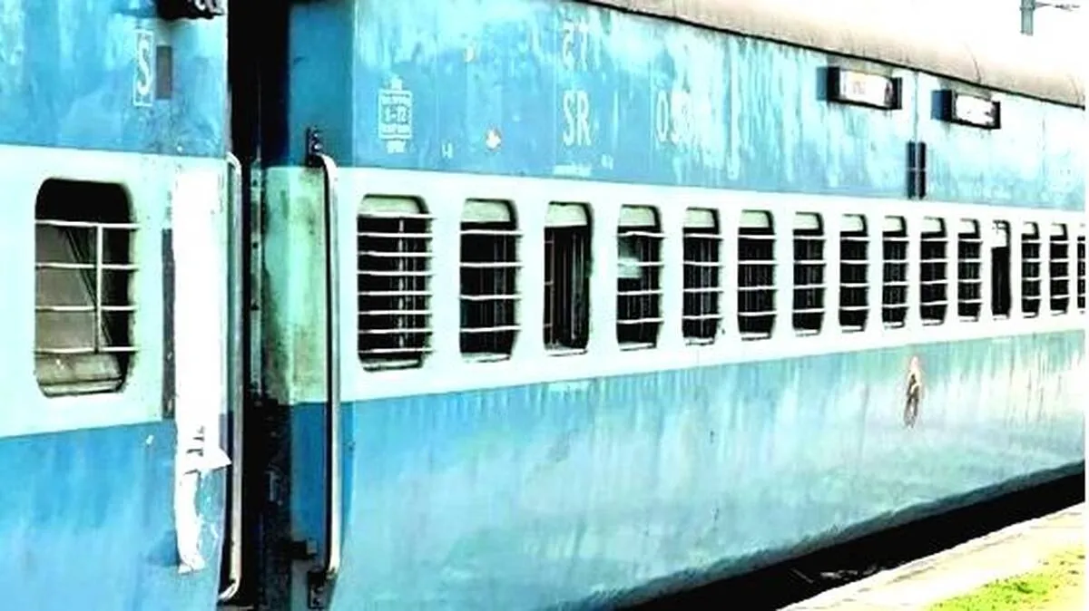 ട്രെയിൻ പാർസൽ , ഓൺലൈനിൽ   ബുക്ക് ചെയ്യാം