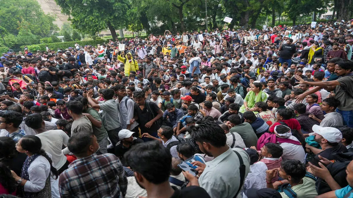സിജെപിയുടെ സാമ്പത്തിക  സ്രോതസ് അന്വേഷിക്കണം: ഹർജി