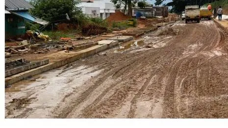road-.1785866141