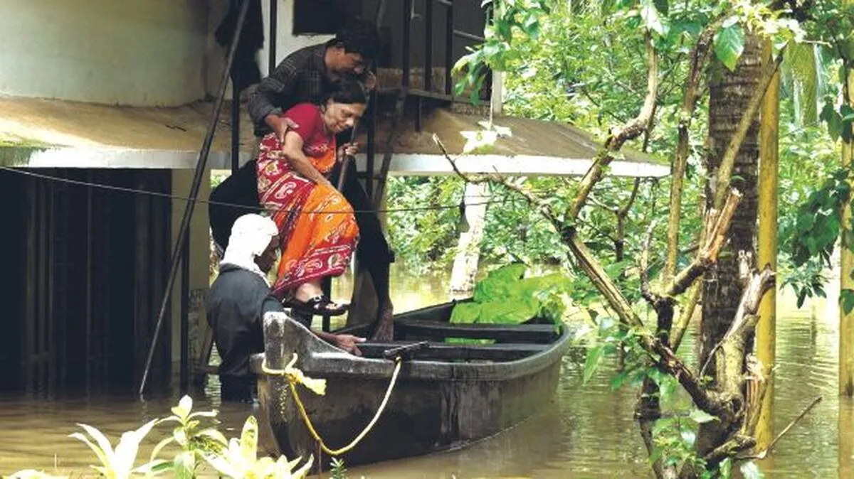 അടിയന്തര സാഹചര്യം നേരിടാൻ 
 തദ്ദേശസ്വയംഭരണ വകുപ്പ് സജ്ജം