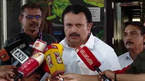 k-muraleedharan.1.4028427